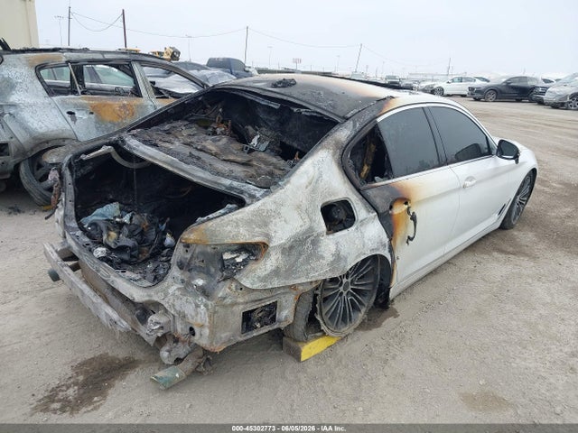 BMW 530I 2019 WBAJA5C57KWW31833 Image 4