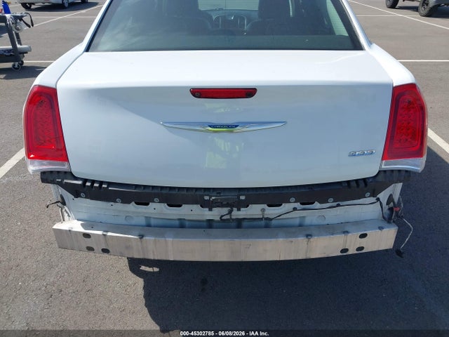 Продаж на аукціоні авто 2018 Chrysler 300 Limited, vin: 2C3CCAEG1JH194135, номер лоту: 45302785