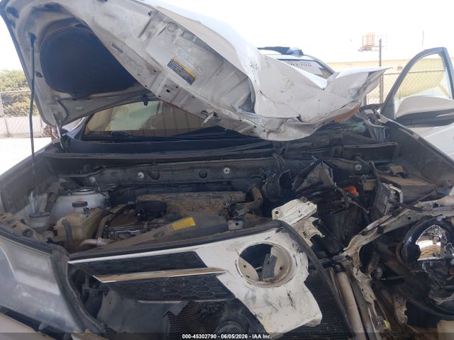 JTMRFREVXFD131548 Toyota Rav4 Xle