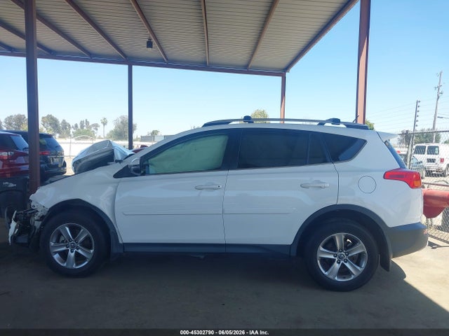 JTMRFREVXFD131548 Toyota Rav4 Xle