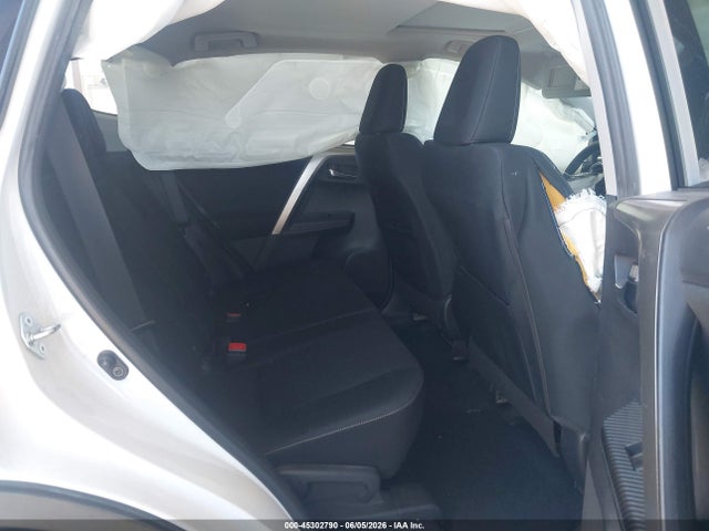JTMRFREVXFD131548 Toyota Rav4 Xle