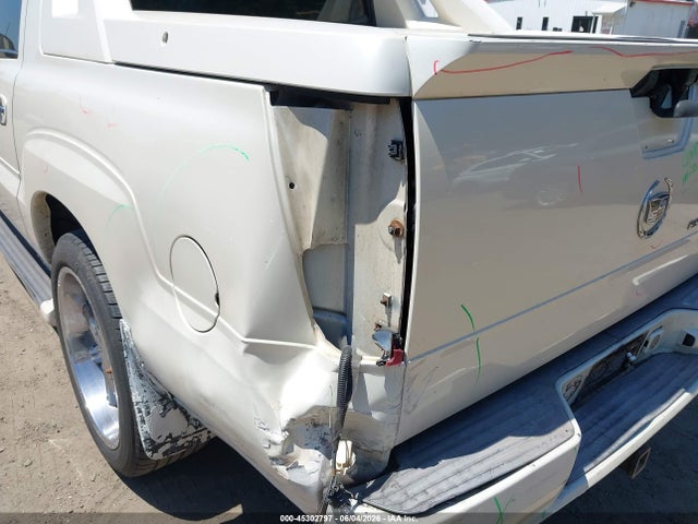 Продажа на аукционе авто 2003 Cadillac Escalade Ext Standard, vin: 3GYEK63N83G123713, номер лота: 45302797
