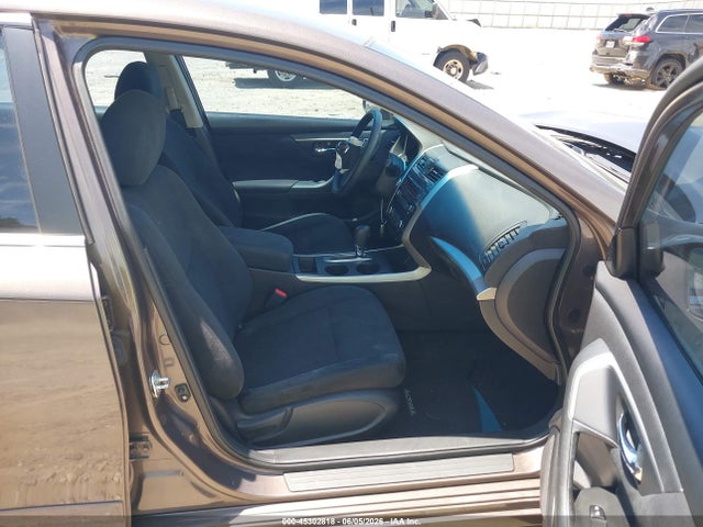 Продажа на аукционе авто 2015 Nissan Altima 2.5 S, vin: 1N4AL3AP8FC125642, номер лота: 45302818