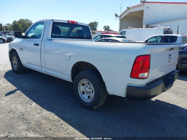 45302826 :رقم المزاد ، 3C6JR6DG8JG255407 vin ، 2018 Ram 1500 Tradesman  4x2 8' Box مزاد بيع
