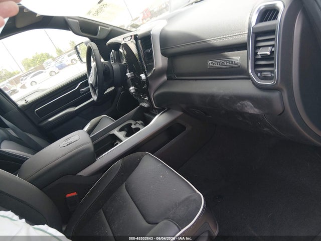 Продаж на аукціоні авто 2026 Ram 1500 Laramie  4x4 5'7 Box, vin: 3C6SRFJP0T4170817, номер лоту: 45302843