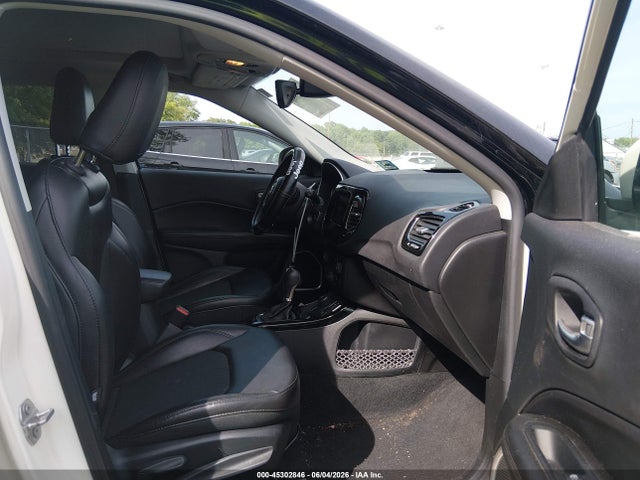 45302846 :رقم المزاد ، 3C4NJDBBXJT325719 vin ، 2018 Jeep Compass Altitude 4x4 مزاد بيع