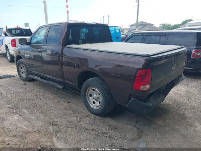 45302893 :رقم المزاد ، 1C6RR7FG9FS660178 vin ، 2015 Ram 1500 Tradesman مزاد بيع