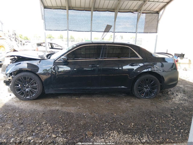 2013 Chrysler 300 300s მანქანა იყიდება აუქციონზე, vin: 2C3CCABT8DH644224, აუქციონის ნომერი: 45302896