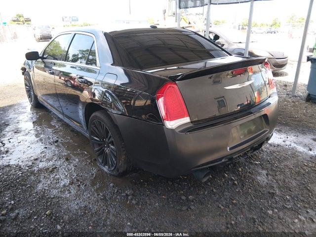 2013 Chrysler 300 300s მანქანა იყიდება აუქციონზე, vin: 2C3CCABT8DH644224, აუქციონის ნომერი: 45302896
