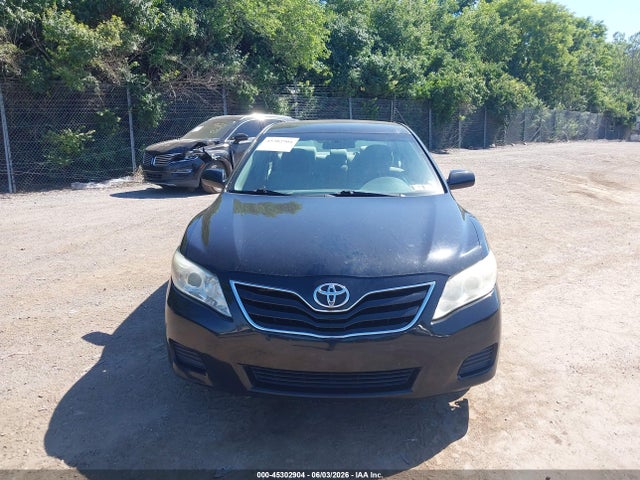 2011 Toyota Camry Le მანქანა იყიდება აუქციონზე, vin: 4T1BF3EK4BU182327, აუქციონის ნომერი: 45302904