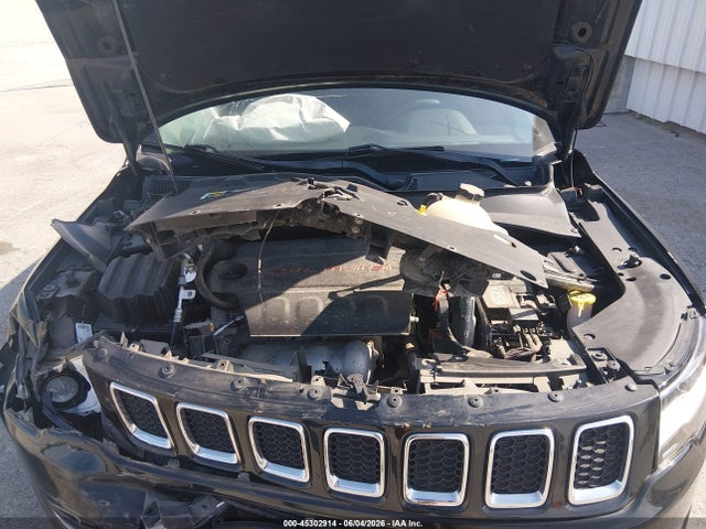 Jeep New Compass Limited 4x4 2017 3C4NJDCB3HT632061 Image 10