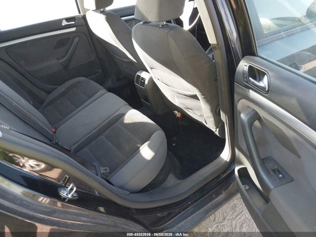 45302936 :رقم المزاد ، 3VWMZ81K29M301852 vin ، 2009 Volkswagen Jetta 2.5l S مزاد بيع