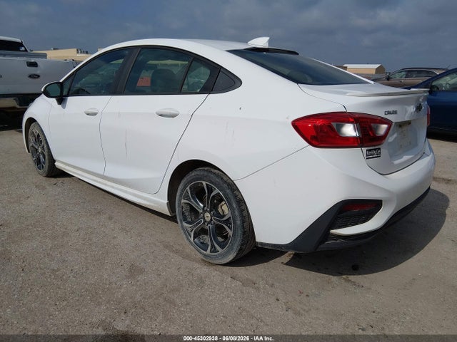 Chevrolet CRUZE LT 2019 1G1BE5SM6K7122808 Image 3