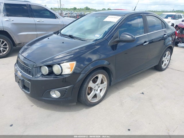 Chevrolet Sonic Ltz Auto 2014 1G1JE5SB7E4225641 Image 2