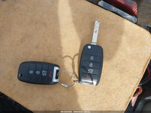 45303025 :رقم المزاد ، KNAGT4L34G5083686 vin ، 2016 Kia Optima Lx مزاد بيع