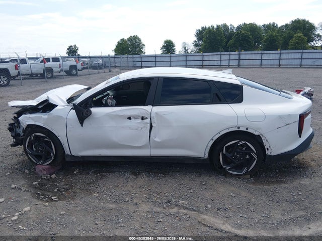 45303045 :رقم المزاد ، 3KPFU4DE5SE160283 vin ، 2025 Kia K4 Ex مزاد بيع