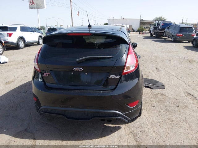 Ford FIESTA ST 2015 3FADP4GX5FM146056 Image 16