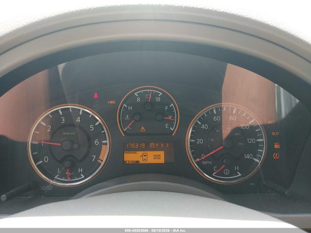 Продажа на аукционе авто 2011 Nissan Armada Platinum, vin: 5N1AA0NE0BN604011, номер лота: 45303066