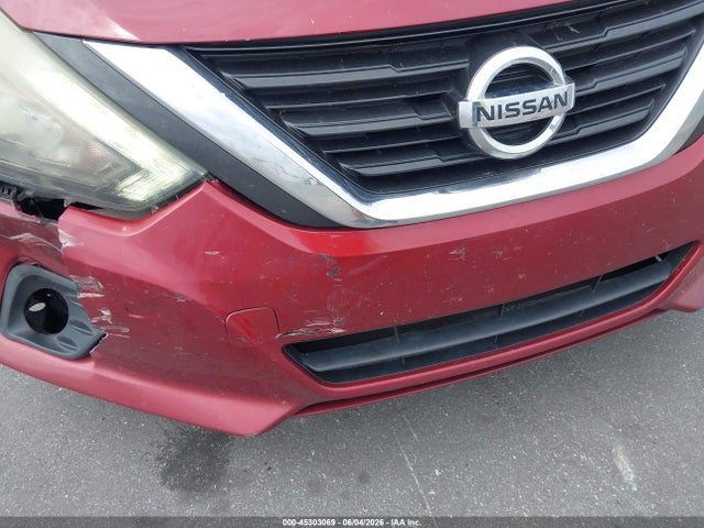 2017 Nissan Altima 2.5 Sr მანქანა იყიდება აუქციონზე, vin: 1N4AL3AP2HC236545, აუქციონის ნომერი: 45303069