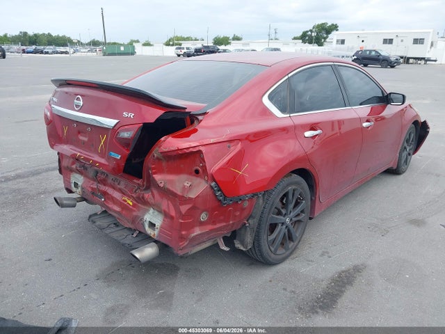 2017 Nissan Altima 2.5 Sr მანქანა იყიდება აუქციონზე, vin: 1N4AL3AP2HC236545, აუქციონის ნომერი: 45303069