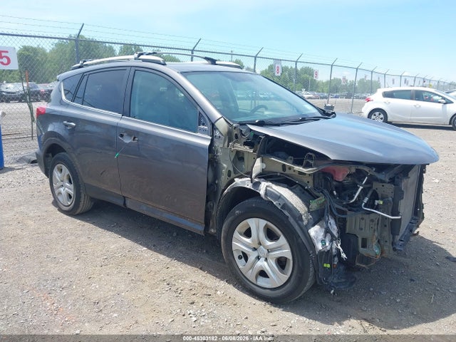 45303182 :رقم المزاد ، 2T3BFREV6FW353931 vin ، 2015 Toyota Rav4 Le مزاد بيع