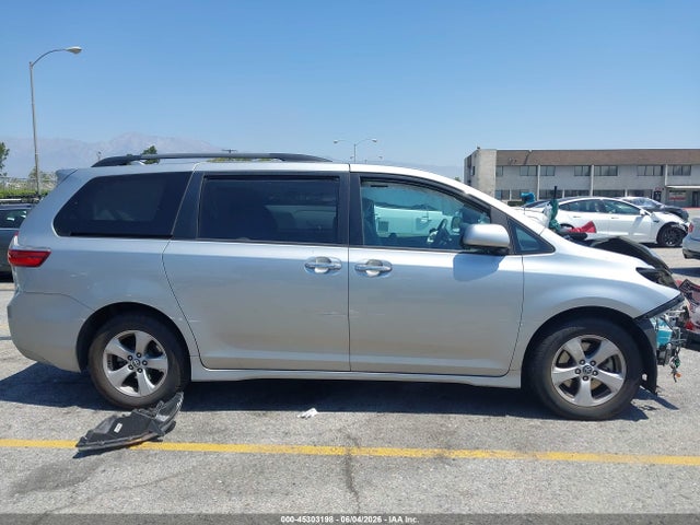 2020 Toyota Sienna Le მანქანა იყიდება აუქციონზე, vin: 5TDKZ3DC4LS022895, აუქციონის ნომერი: 45303198