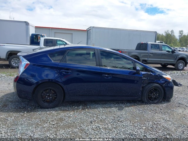Toyota Prius Two 2014 JTDKN3DU8E1740874 Image 13