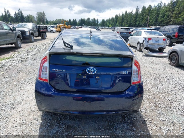 Toyota Prius Two 2014 JTDKN3DU8E1740874 Image 16