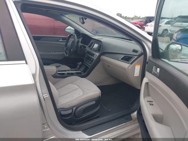 Aukcja sprzedaży 2016 Hyundai Sonata Hybrid Se, vin: KMHE24L12GA010976, numer aukcji: 45303224