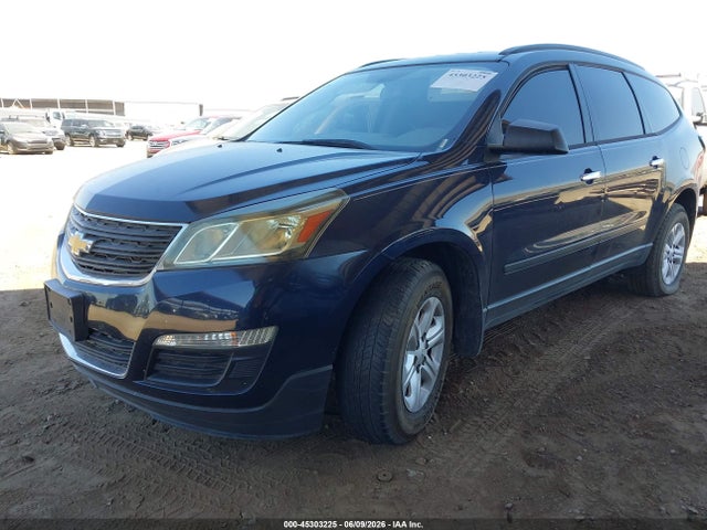 Chevrolet Traverse Ls 2015 1GNKRFED9FJ385355 Image 2