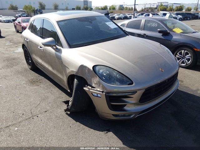 2017 WP1AG2A55HLB52497 main image