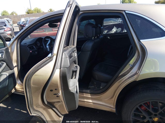Porsche Macan Gts 2017 WP1AG2A55HLB52497 Image 8