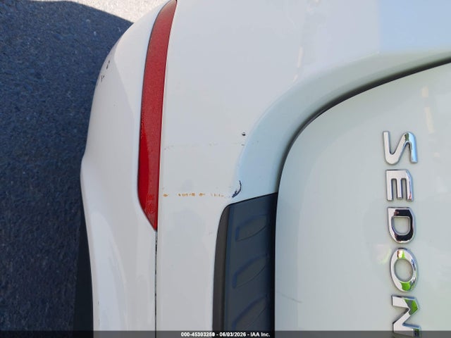 KIA Sedona L 2018 KNDMA5C10J6406925 Image 6
