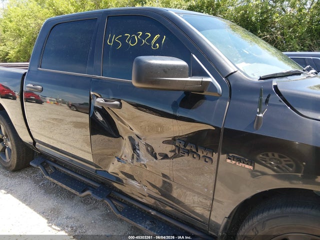 Продаж на аукціоні авто 2017 Ram 1500 Express  4x4 5'7 Box, vin: 3C6RR7KT7HG689918, номер лоту: 45303261