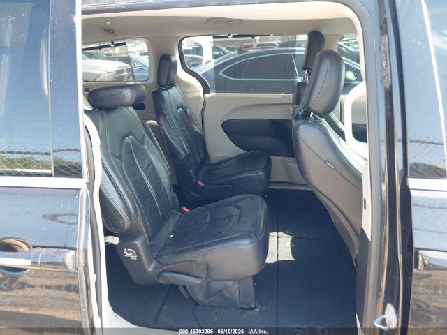 45303285 :رقم المزاد ، 2C4RC1BG3HR642311 vin ، 2017 Chrysler Pacifica Touring-l مزاد بيع
