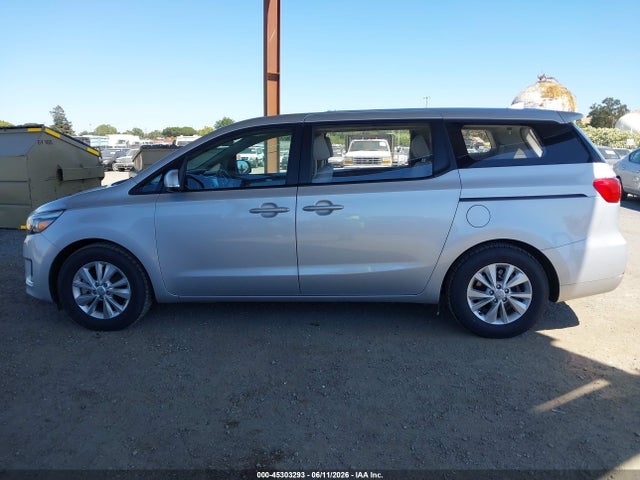 KIA Sedona L 2018 KNDMA5C16J6404225 Image 15