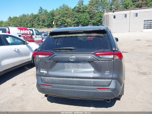 2T3F1RFV4LW092065 Toyota RAV4 LE