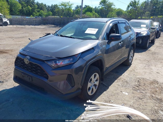 2T3F1RFV4LW092065 Toyota RAV4 LE