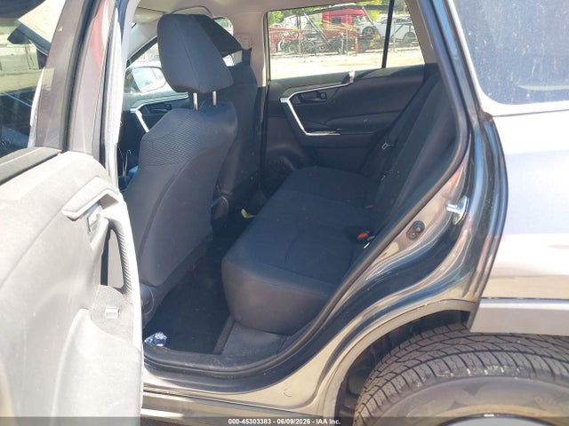 2T3F1RFV4LW092065 Toyota RAV4 LE