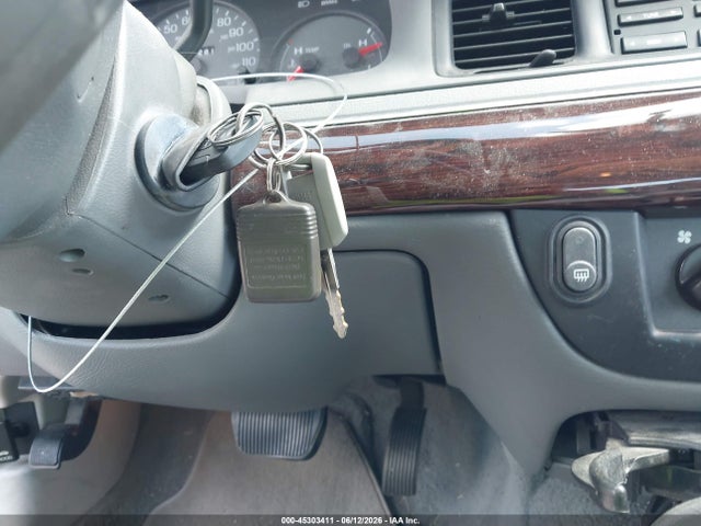 Продажа на аукционе авто 2003 Mercury Grand Marquis Gs, vin: 2MEFM74W03X698300, номер лота: 45303411