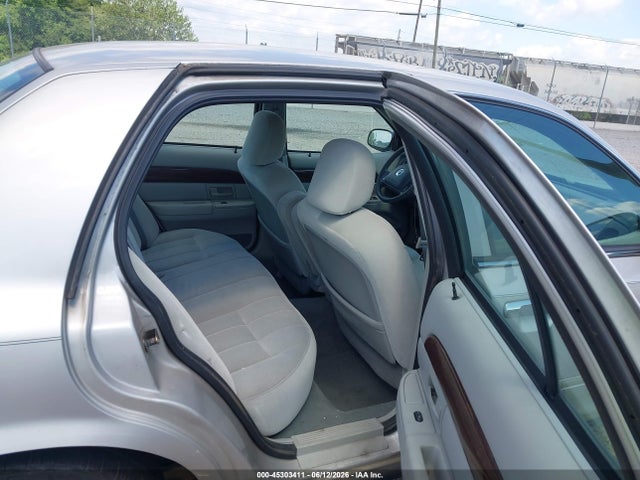 Продажа на аукционе авто 2003 Mercury Grand Marquis Gs, vin: 2MEFM74W03X698300, номер лота: 45303411