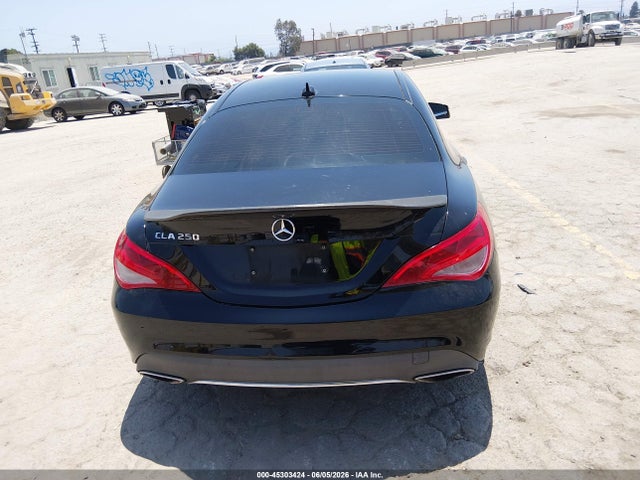 Mercedes-Benz CLA 250 2018 WDDSJ4EB0JN677602 Image 17