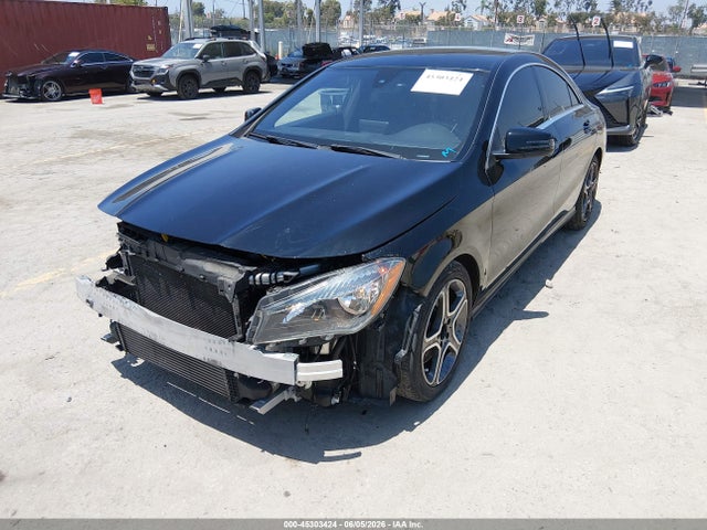 Mercedes-Benz CLA 250 2018 WDDSJ4EB0JN677602 Image 2