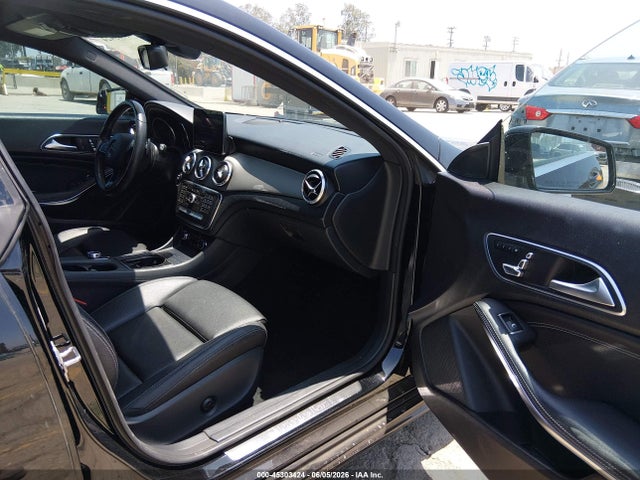 Mercedes-Benz CLA 250 2018 WDDSJ4EB0JN677602 Image 5