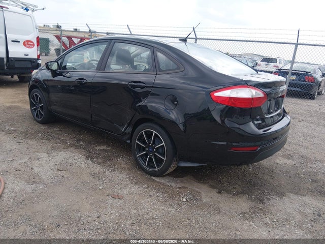 Ford FIESTA SE 2018 3FADP4BJ7JM131523 Image 3