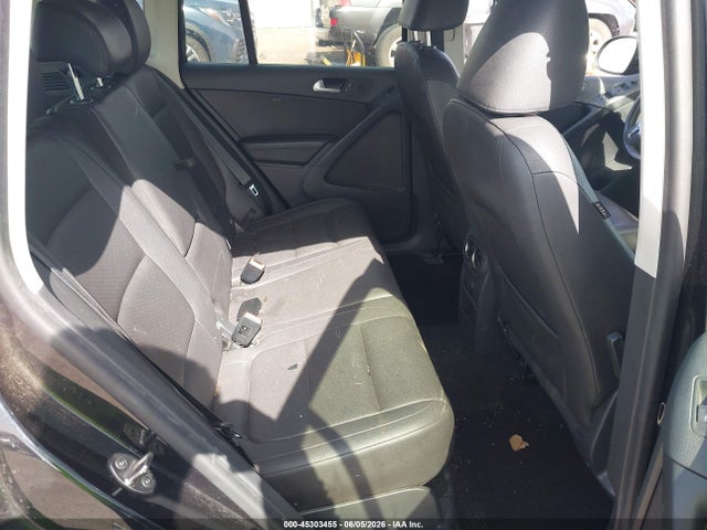 WVGAV7AXXHK018737 Volkswagen Tiguan 2.0t/2.0t S