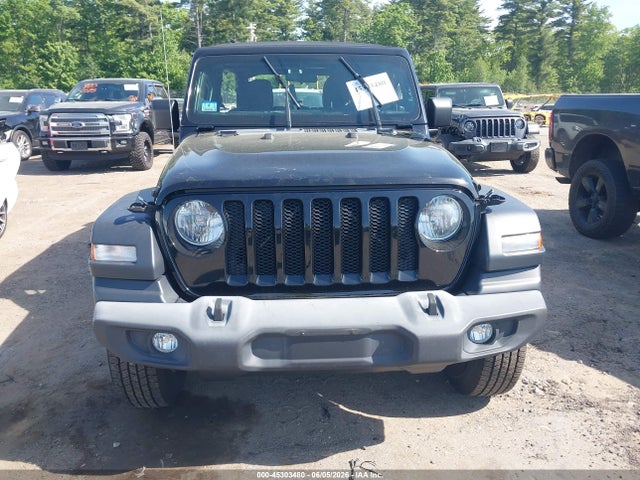1C4HJXDG2KW507997 Jeep Wrangler Unlimited Sport S 4x4