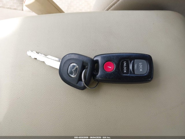 Продажа на аукционе авто 2005 Mazda Mazda3 I, vin: JM1BK12FX51227627, номер лота: 45303509