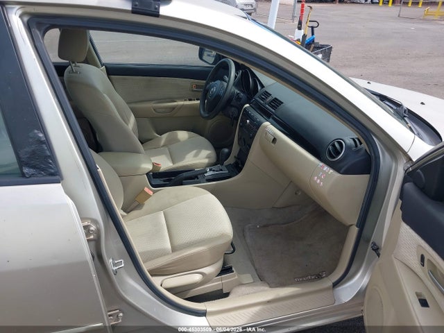Продажа на аукционе авто 2005 Mazda Mazda3 I, vin: JM1BK12FX51227627, номер лота: 45303509