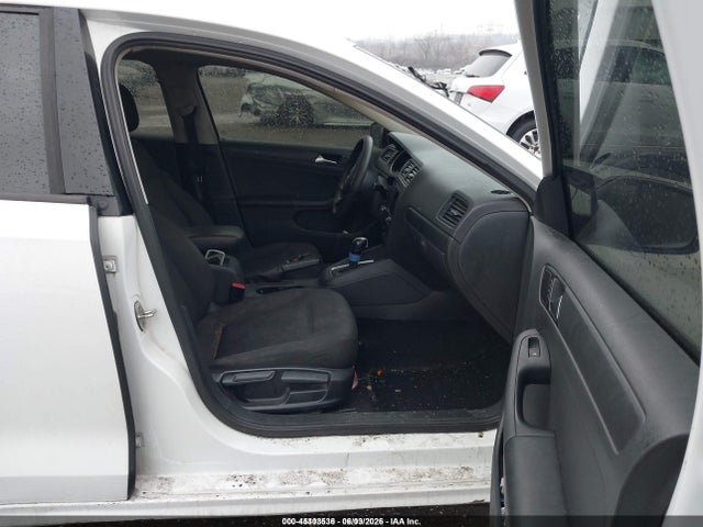 3VW267AJ3GM331862 Volkswagen Jetta 1.4t S